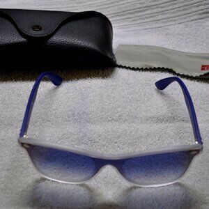 Ray-Ban Blaze Wayfarer Matte Transparent Clear Gradient Blue Mirror